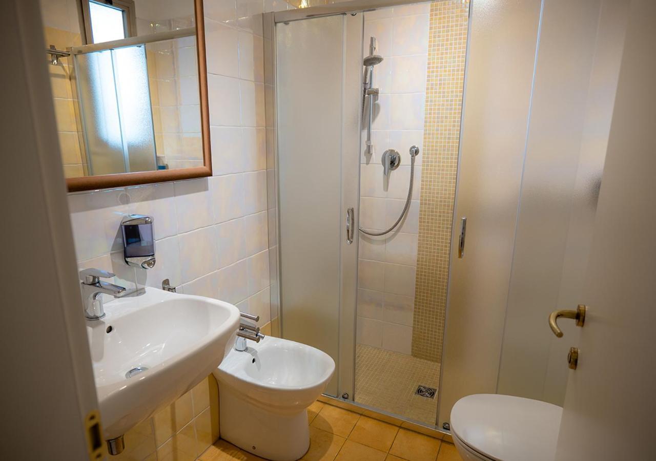 Hotel Gioiosa Cesenatico Dış mekan fotoğraf