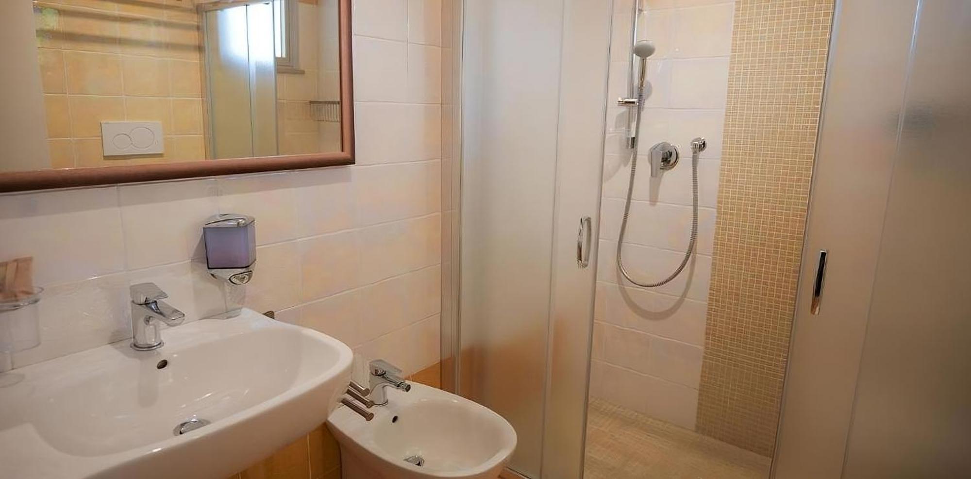 Hotel Gioiosa Cesenatico Dış mekan fotoğraf