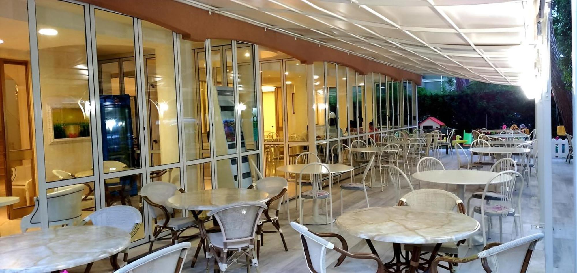 Hotel Gioiosa Cesenatico Dış mekan fotoğraf