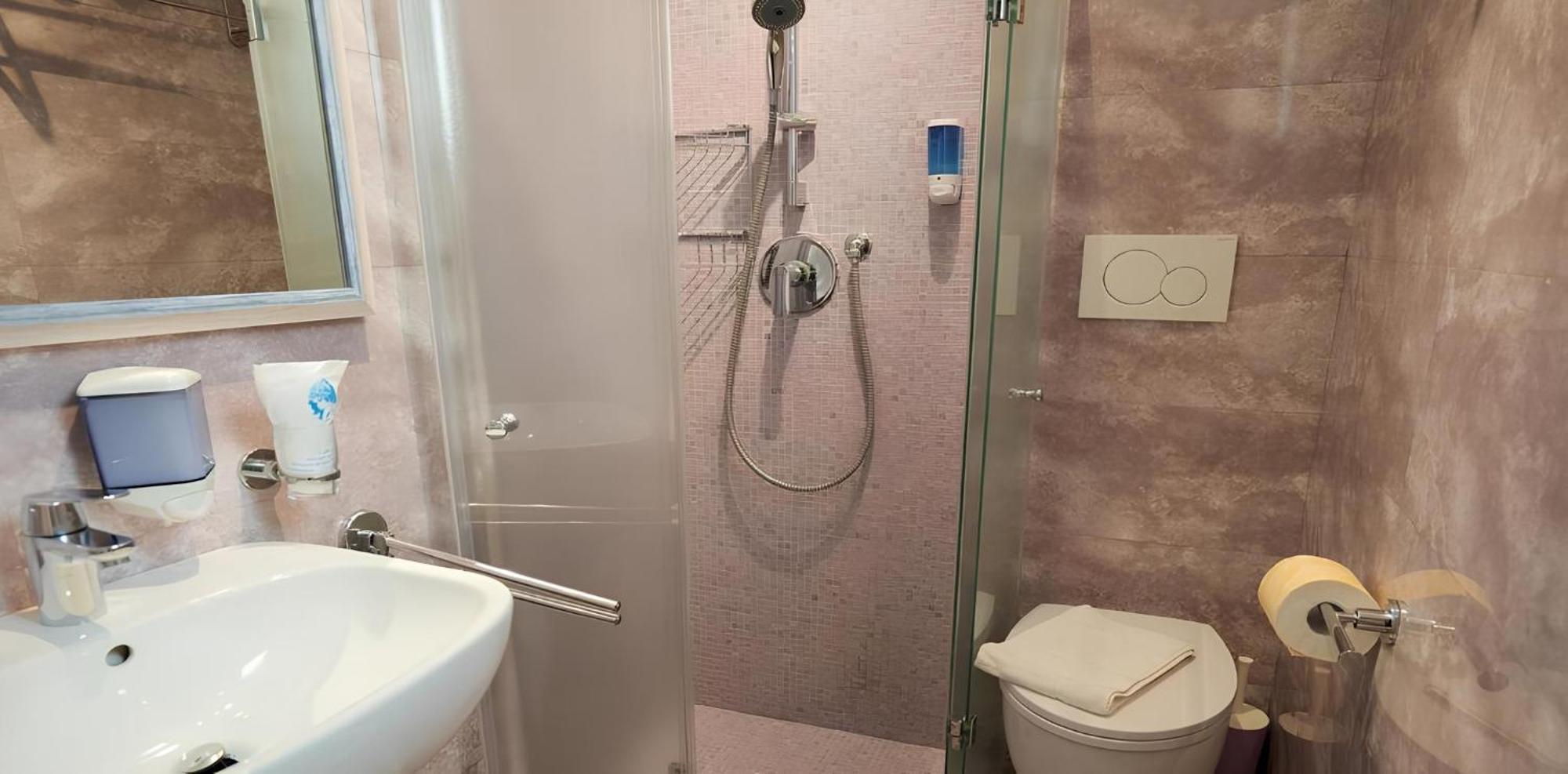 Hotel Gioiosa Cesenatico Dış mekan fotoğraf