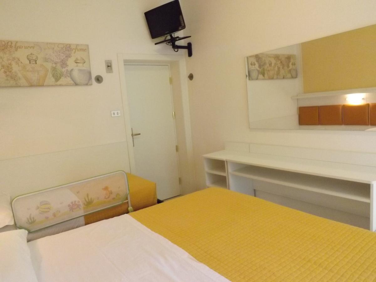 Hotel Gioiosa Cesenatico Dış mekan fotoğraf
