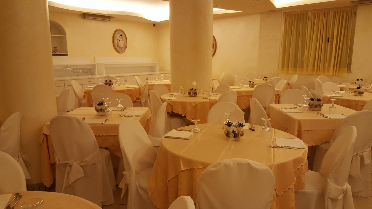 Hotel Gioiosa Cesenatico Dış mekan fotoğraf