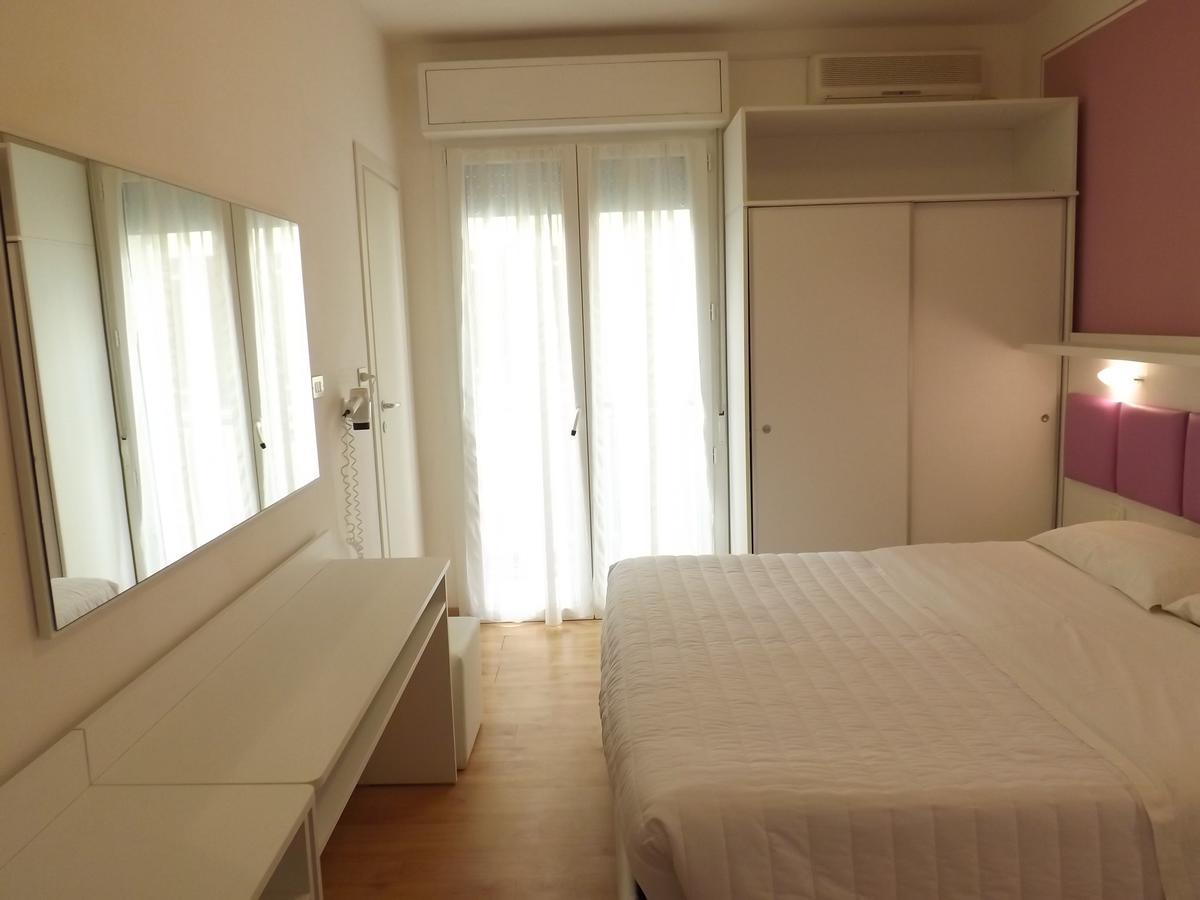 Hotel Gioiosa Cesenatico Dış mekan fotoğraf
